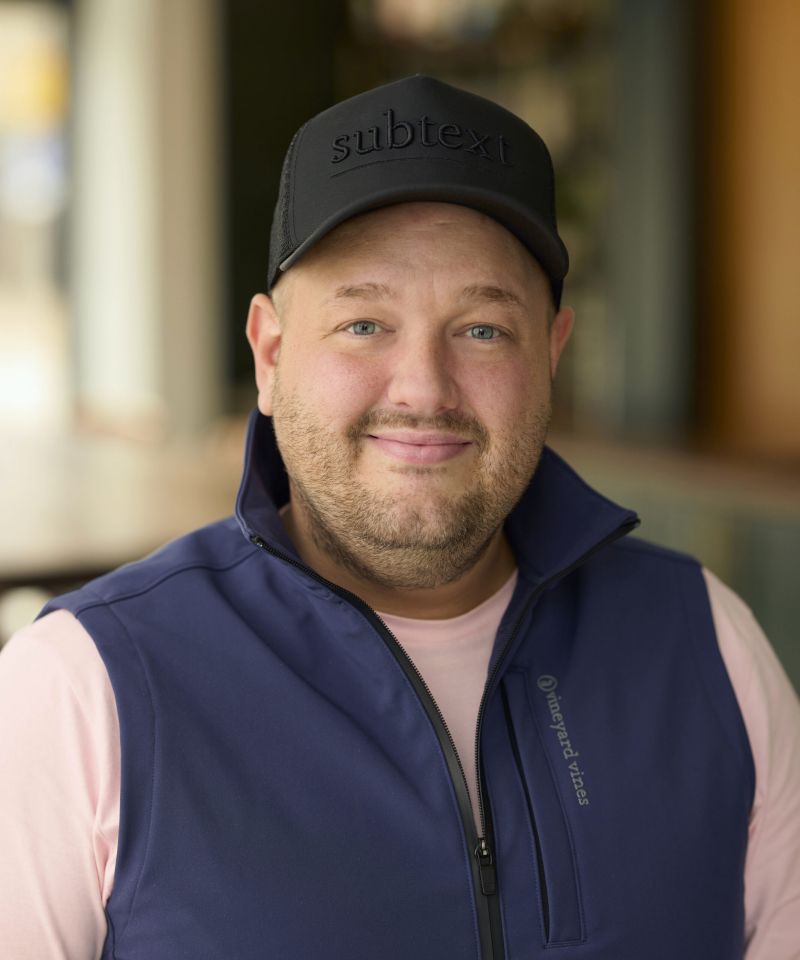 Yining Chen Headshot