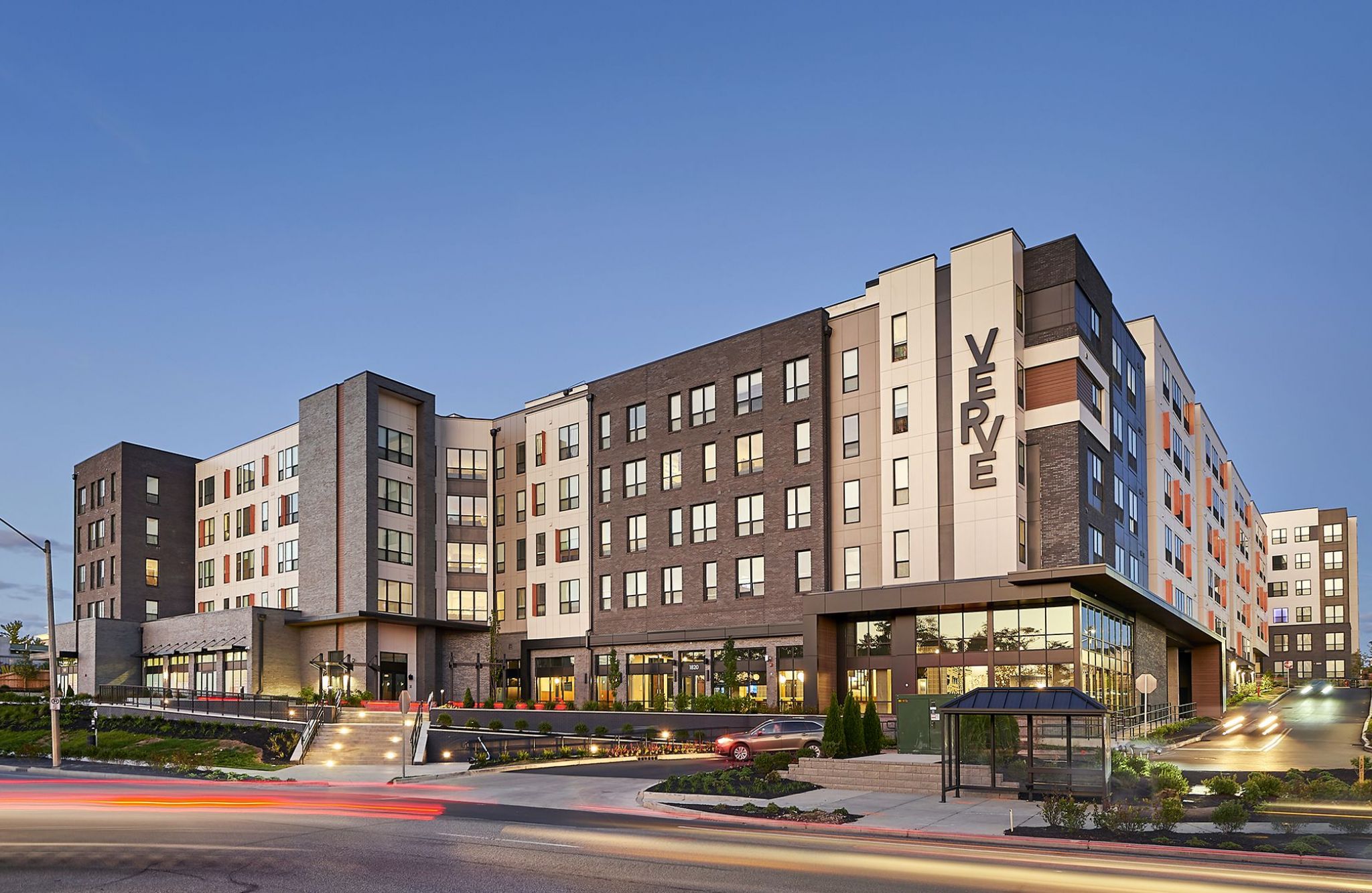 VERVE Bloomginton, IN apartment exterior at twilight